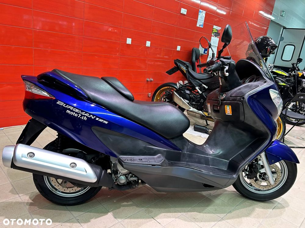 Suzuki Burgman - 10