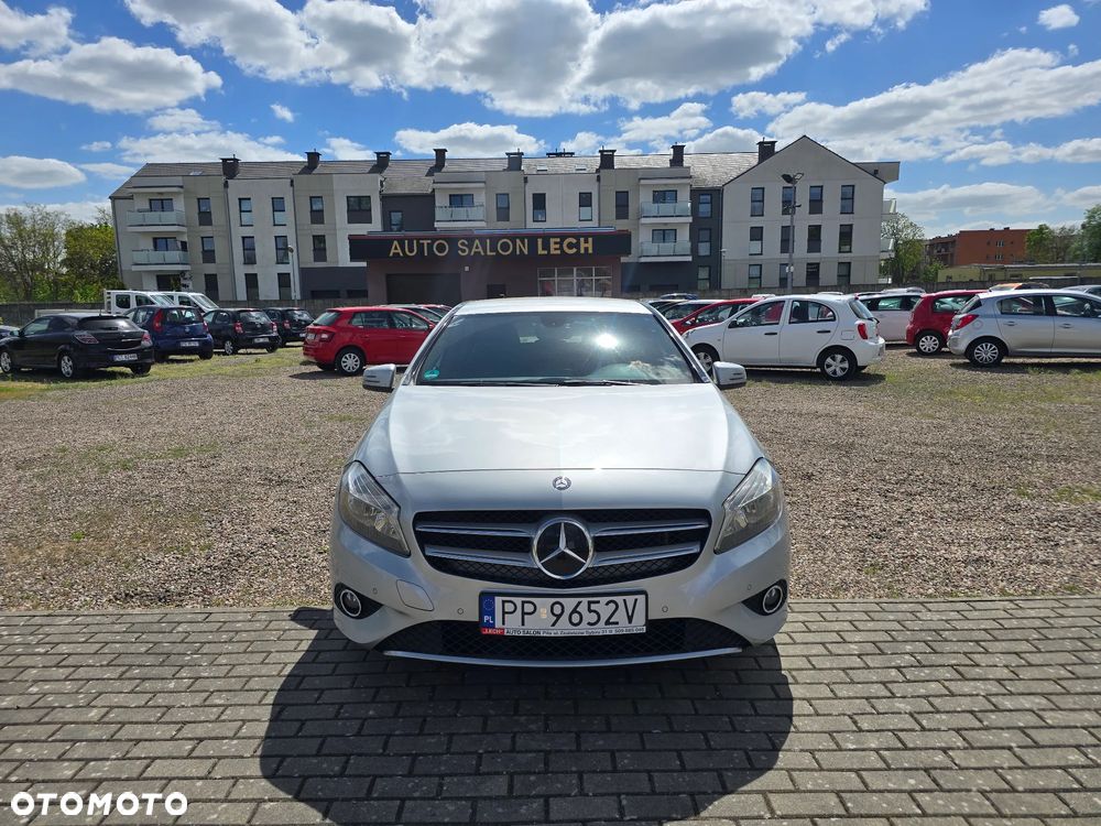 Mercedes-Benz Klasa A 180 (BlueEFFICIENCY) Style - 2