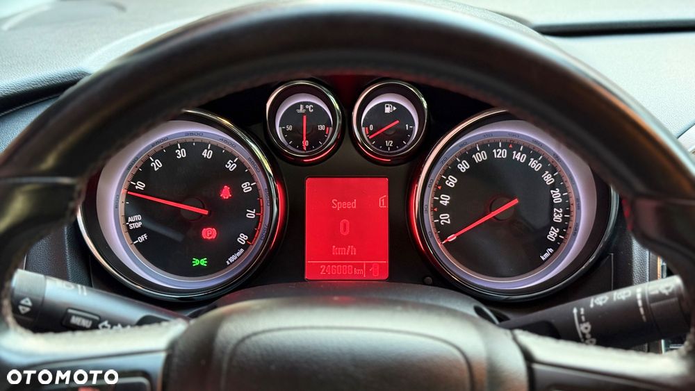Opel Astra 1.4 T Cosmo - 17