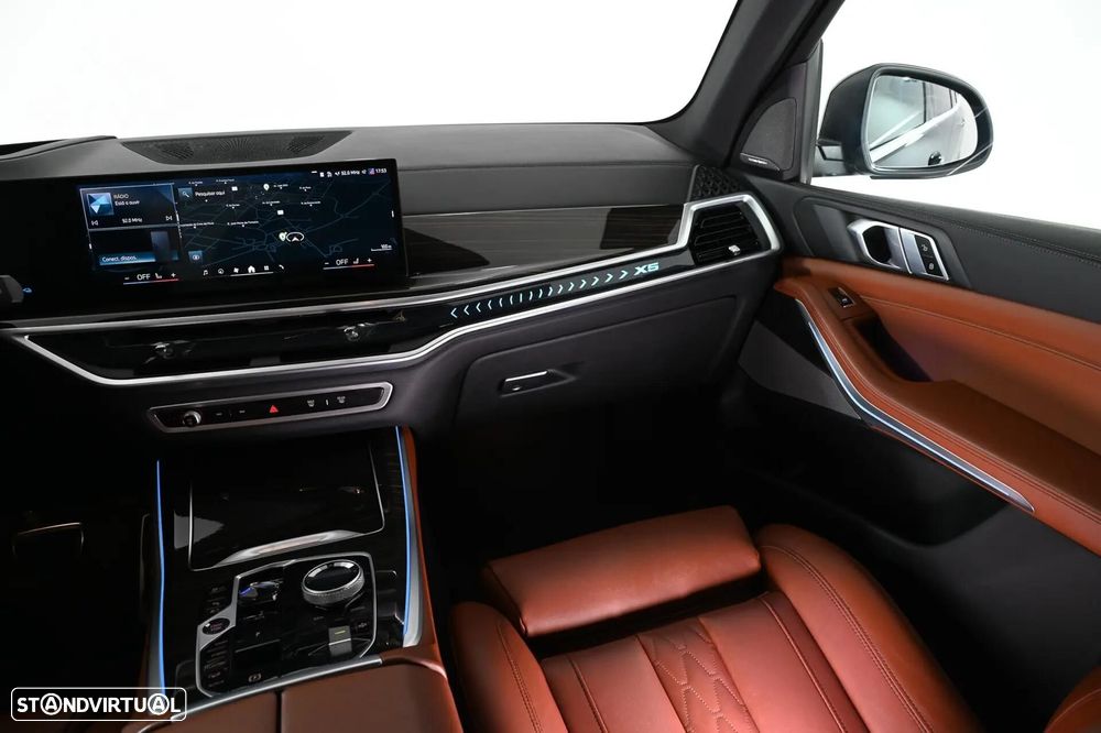 BMW X5 50 e xDrive Edição Desportiva M - 18
