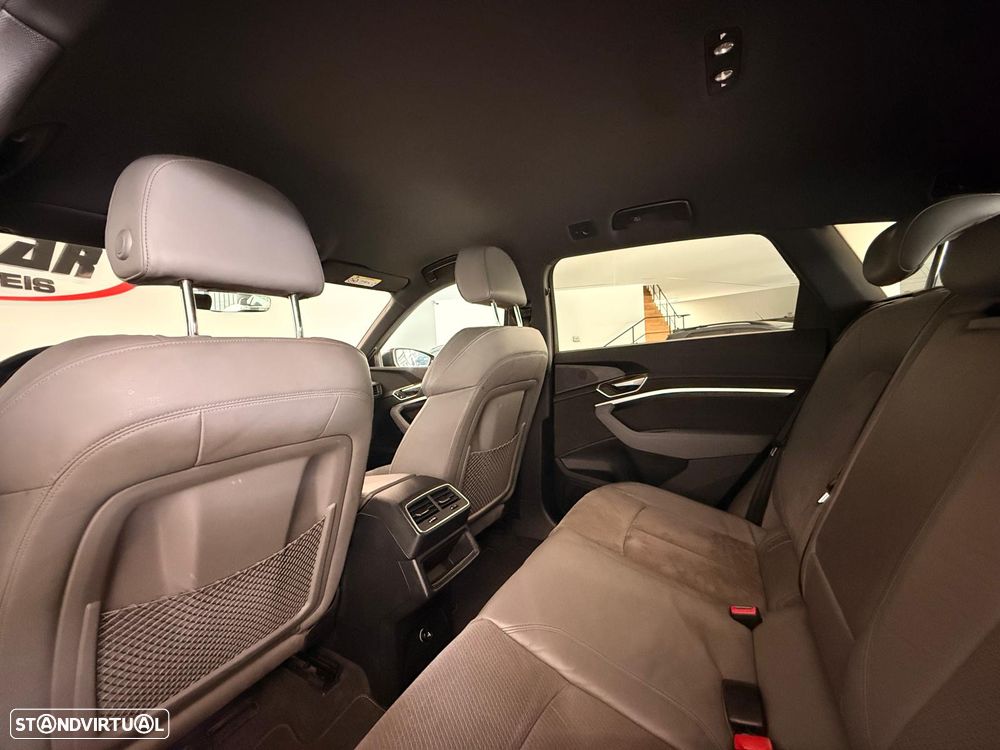 Audi e-tron 55 quattro S line - 10