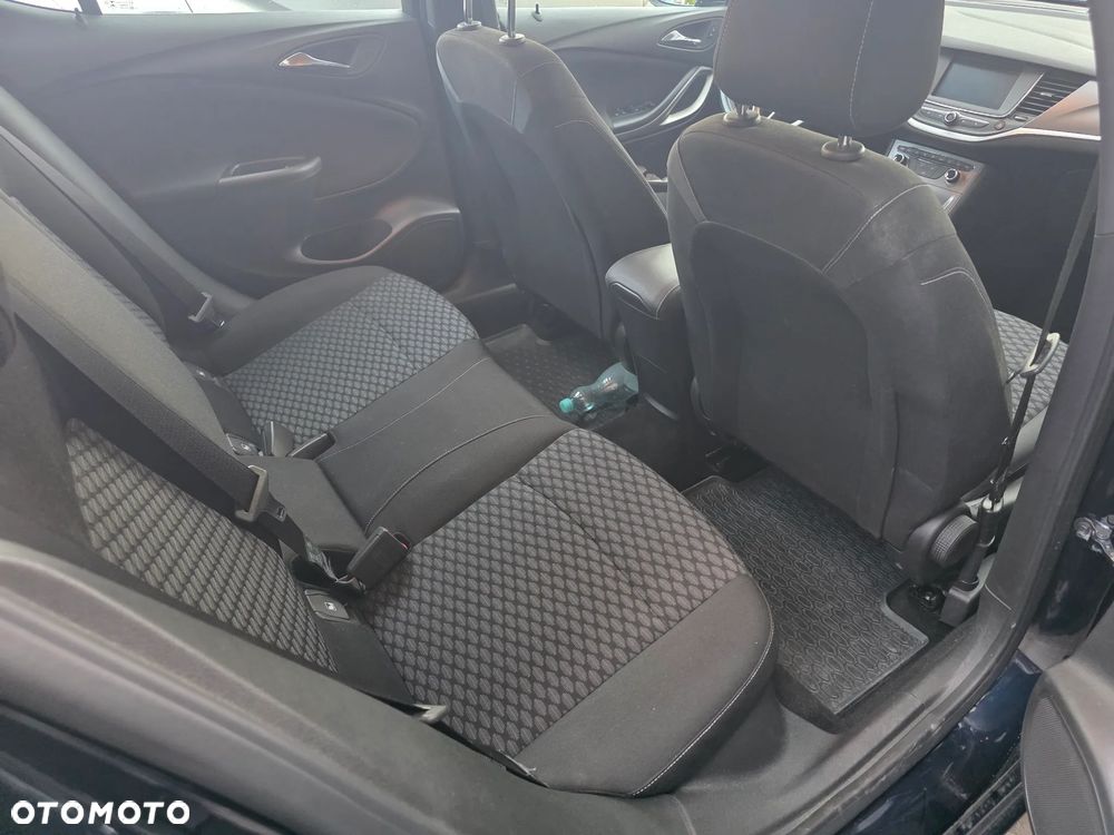 Opel Astra 1.4 T Enjoy - 9