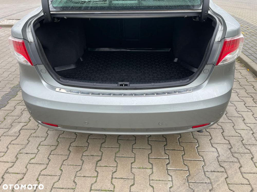 Toyota Avensis 1.8 Sol - 7