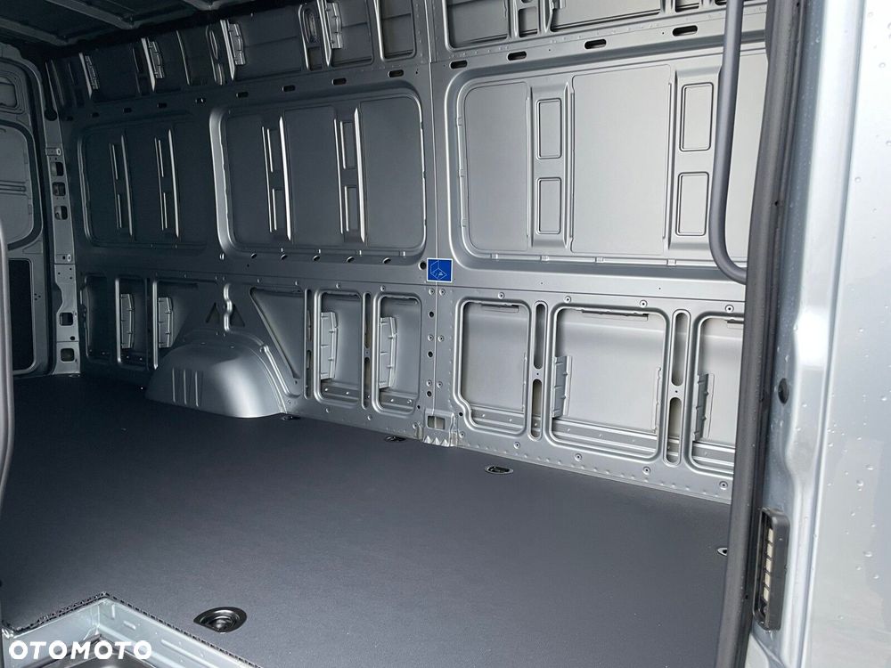 Mercedes-Benz Sprinter 317 CDI Reflektory LED Hak 3,5t. - 5