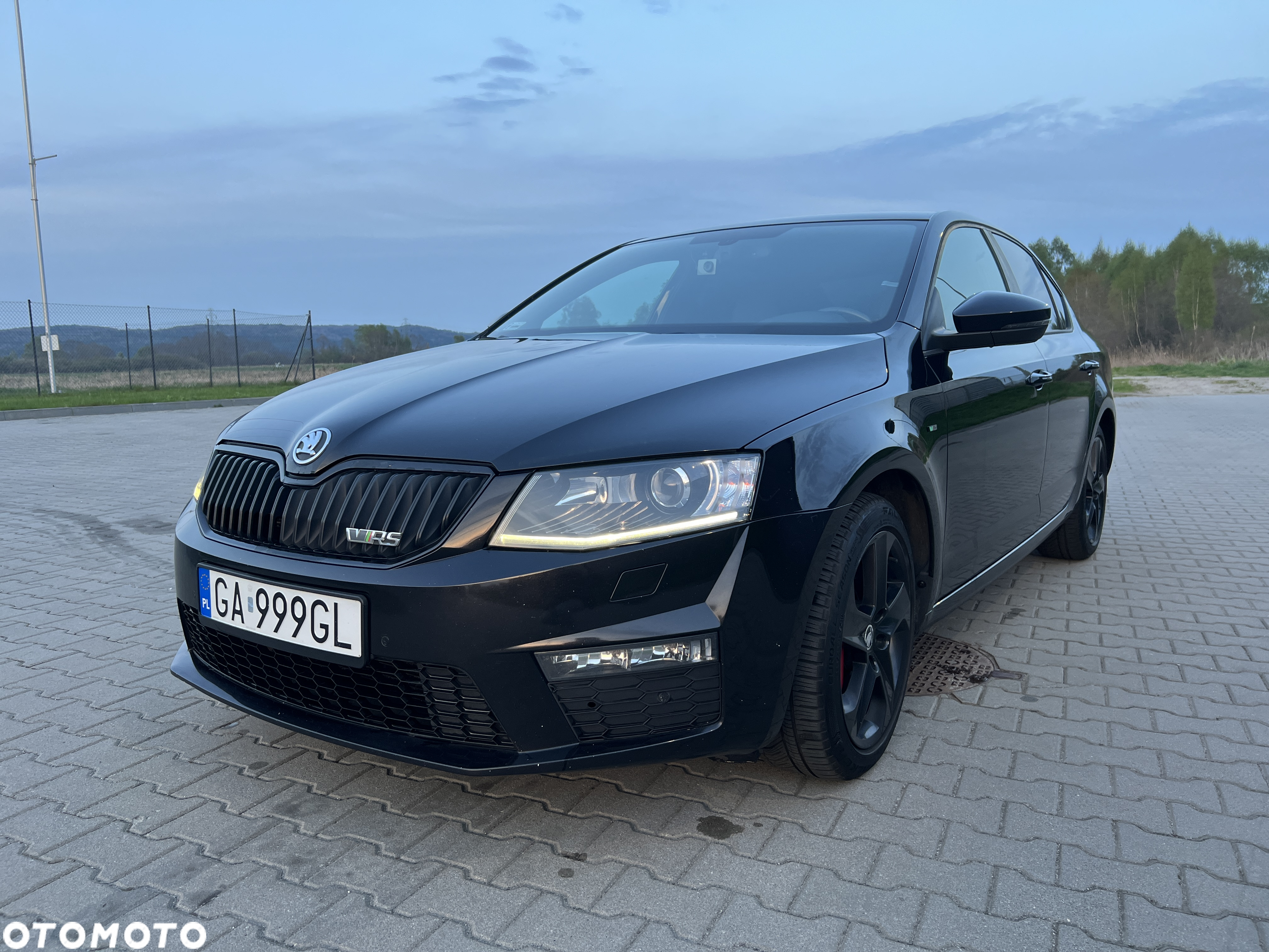 Skoda Octavia 2.0 TSI RS - 4