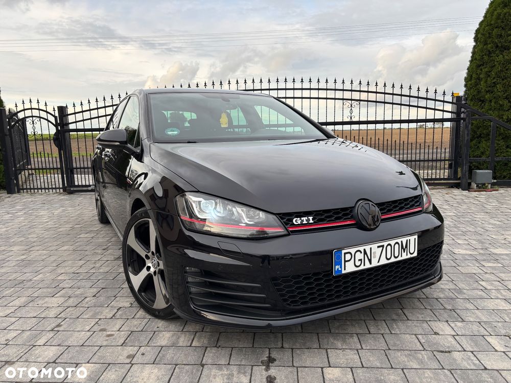 Volkswagen Golf 2.0 TSI BMT GTI DSG - 3