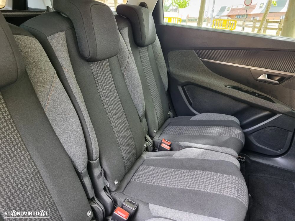 Peugeot 5008 PureTech 130 EAT8 Stop & Start Active Pack - 34