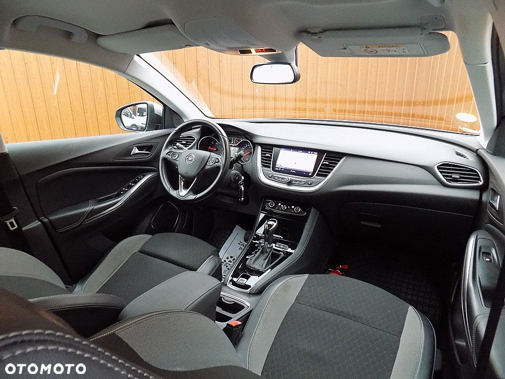 Opel Grandland X - 17