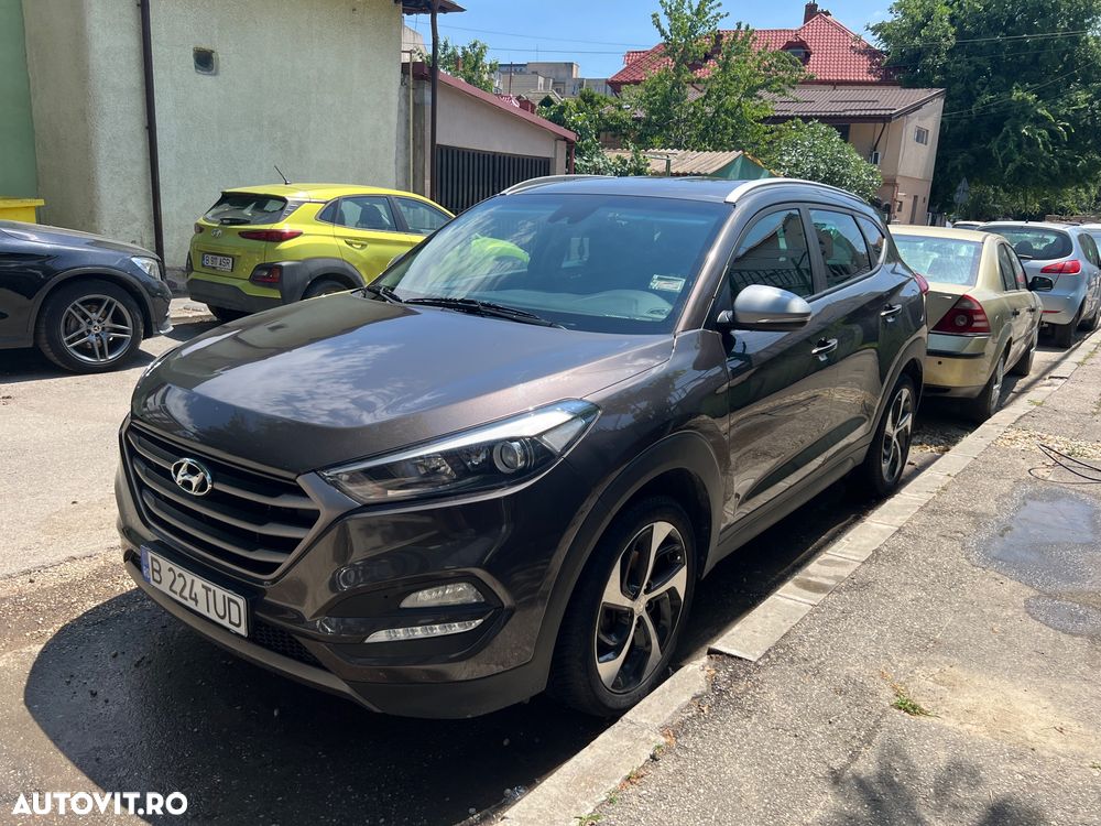 Hyundai Tucson 2.0 CRDI 4WD 6AT Style - 2