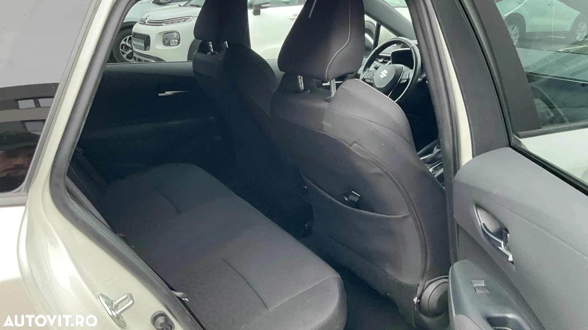 Suzuki Swace 1.8 E-CVT HEV Passion - 6