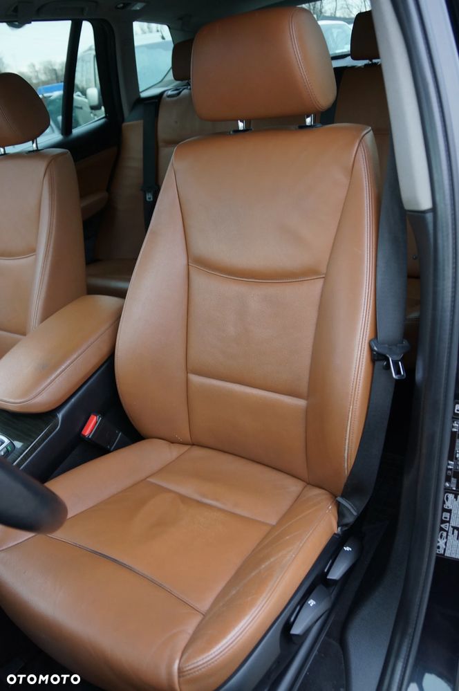 BMW X3 xDrive20i - 28