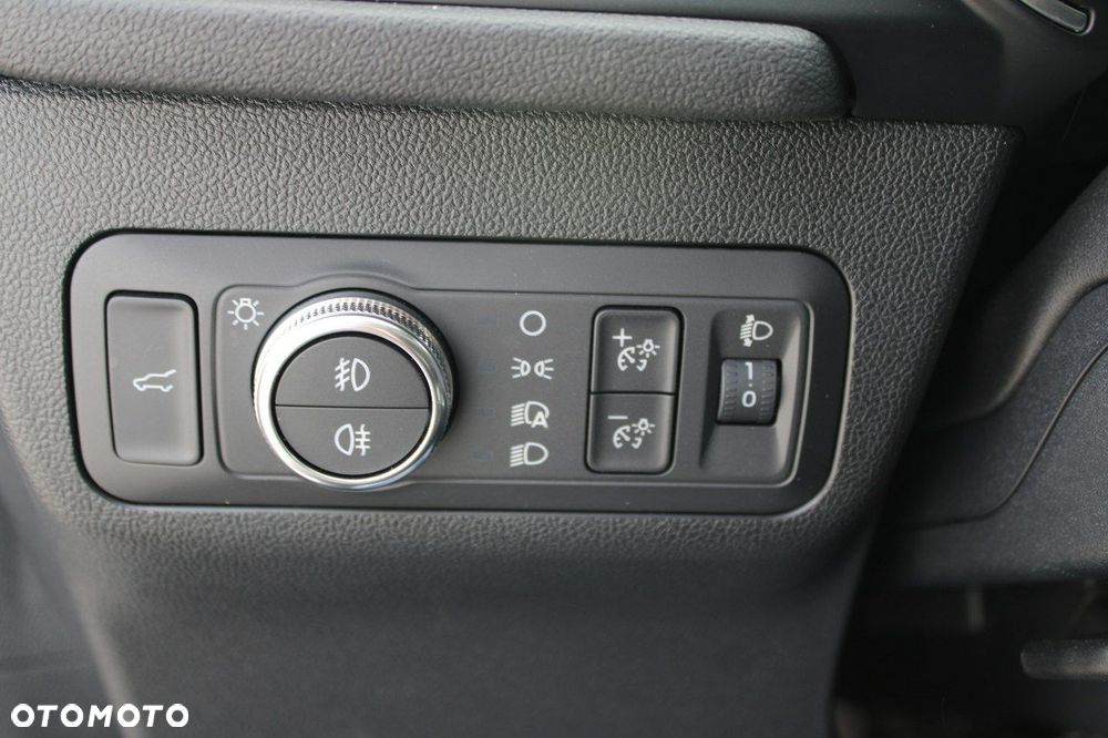 Ford Kuga - 24