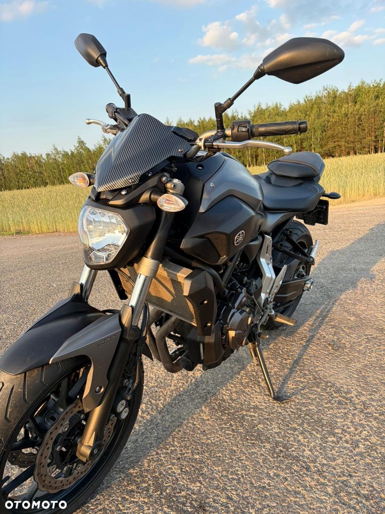 Yamaha MT - 12