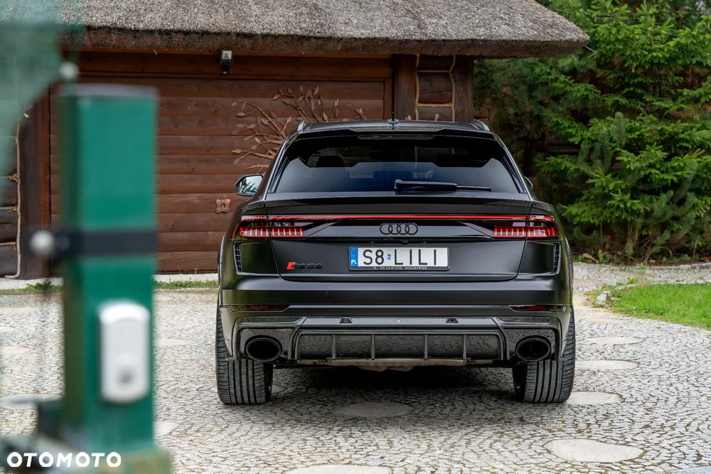 Audi RS Q8 - 7