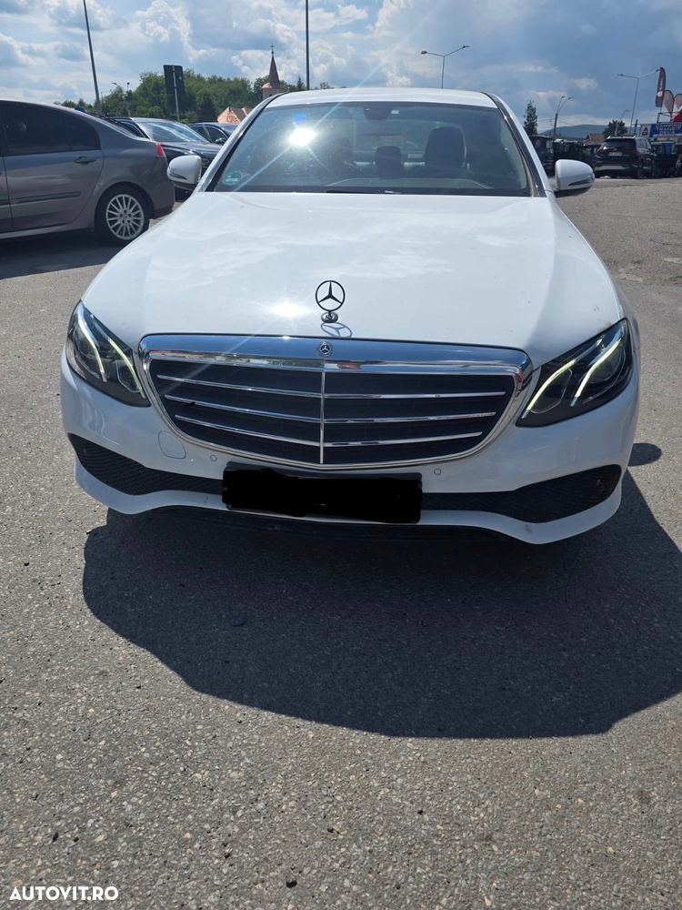 Mercedes-Benz E - 1