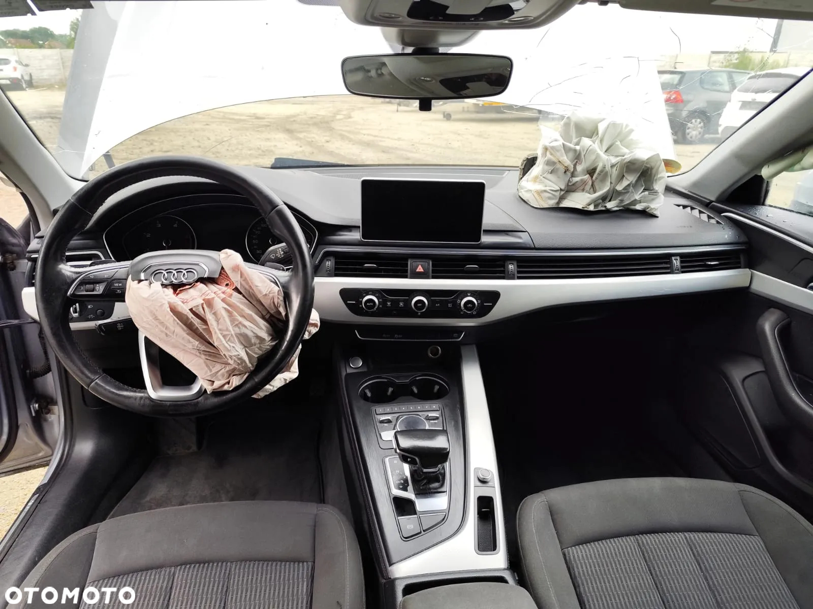 Audi A4 2.0 TDI Design S tronic - 19