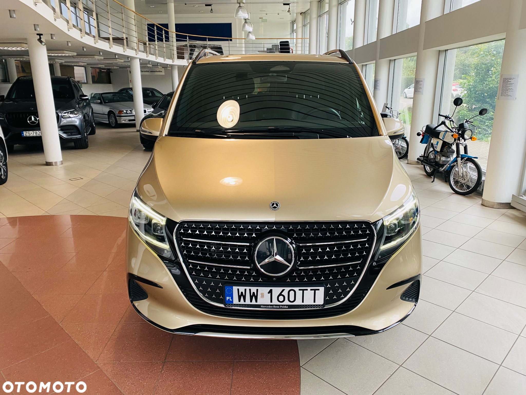 Mercedes-Benz Klasa V 300 d 4-Matic 9G-Tronic Avantgarde (d³ugi) - 2