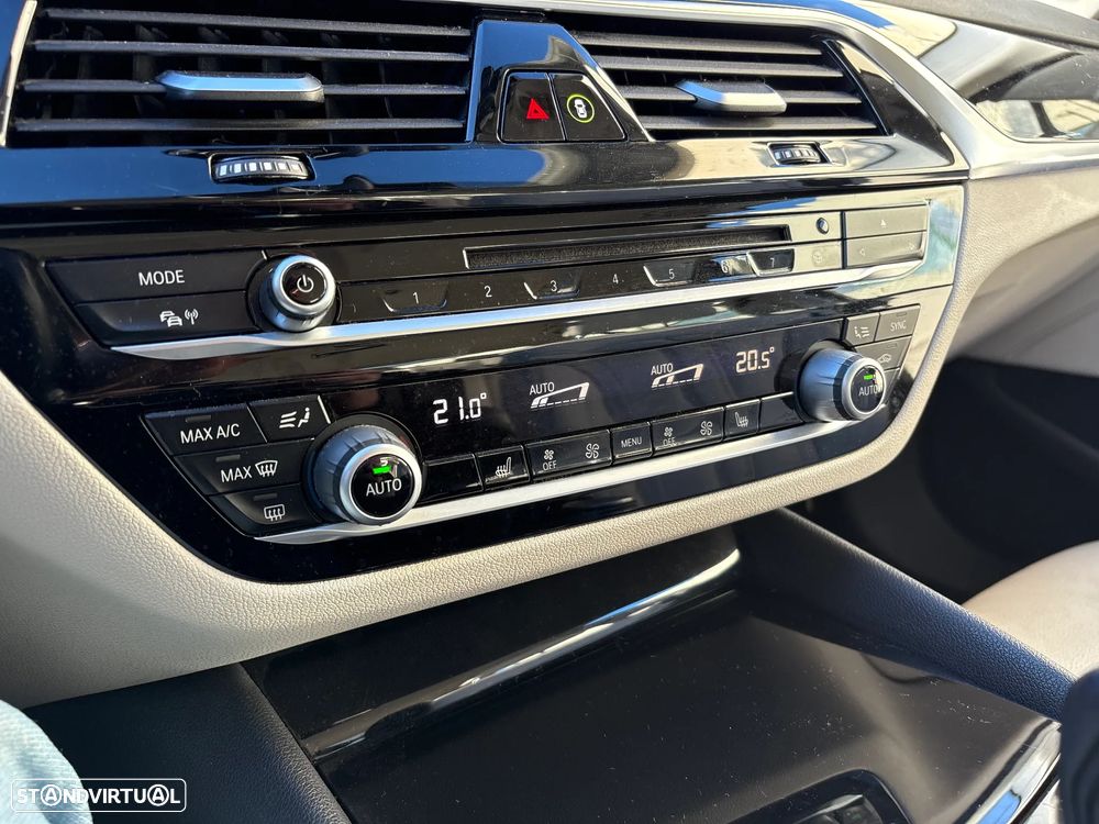 BMW 530 e iPerformance - 10