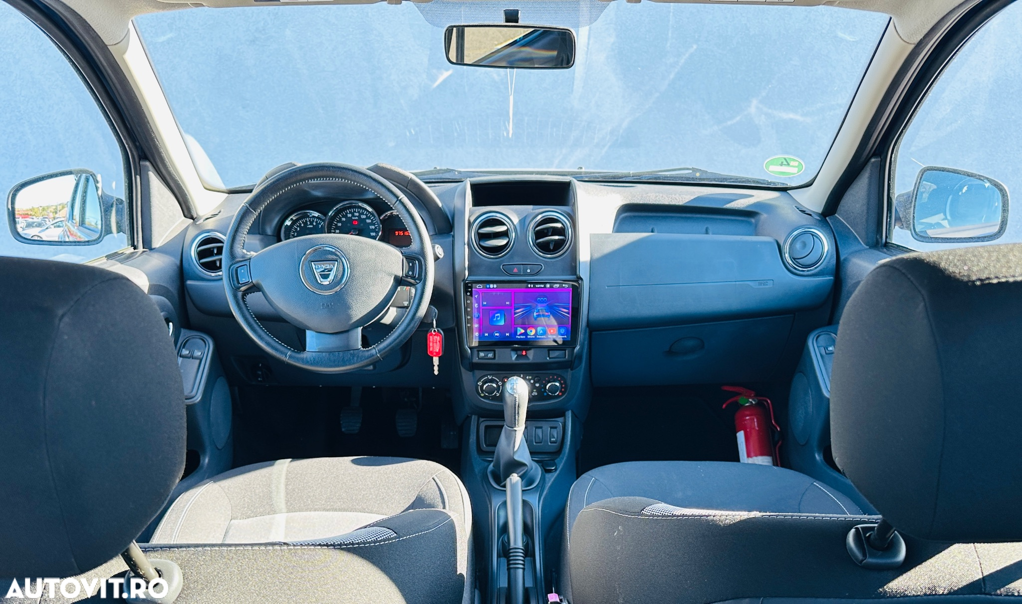Dacia Duster 1.6 4x2 Laureate - 6