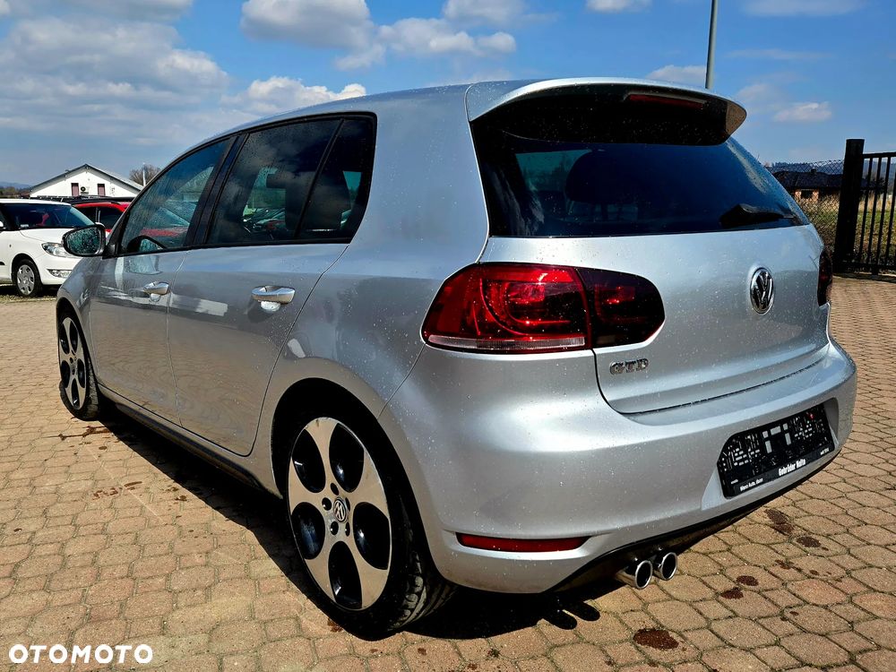 Volkswagen Golf 2.0 TDI DPF GTD - 5