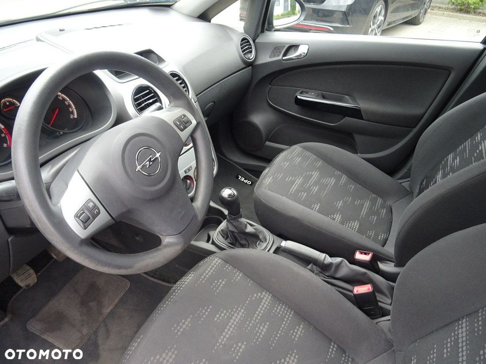 Opel Corsa - 13