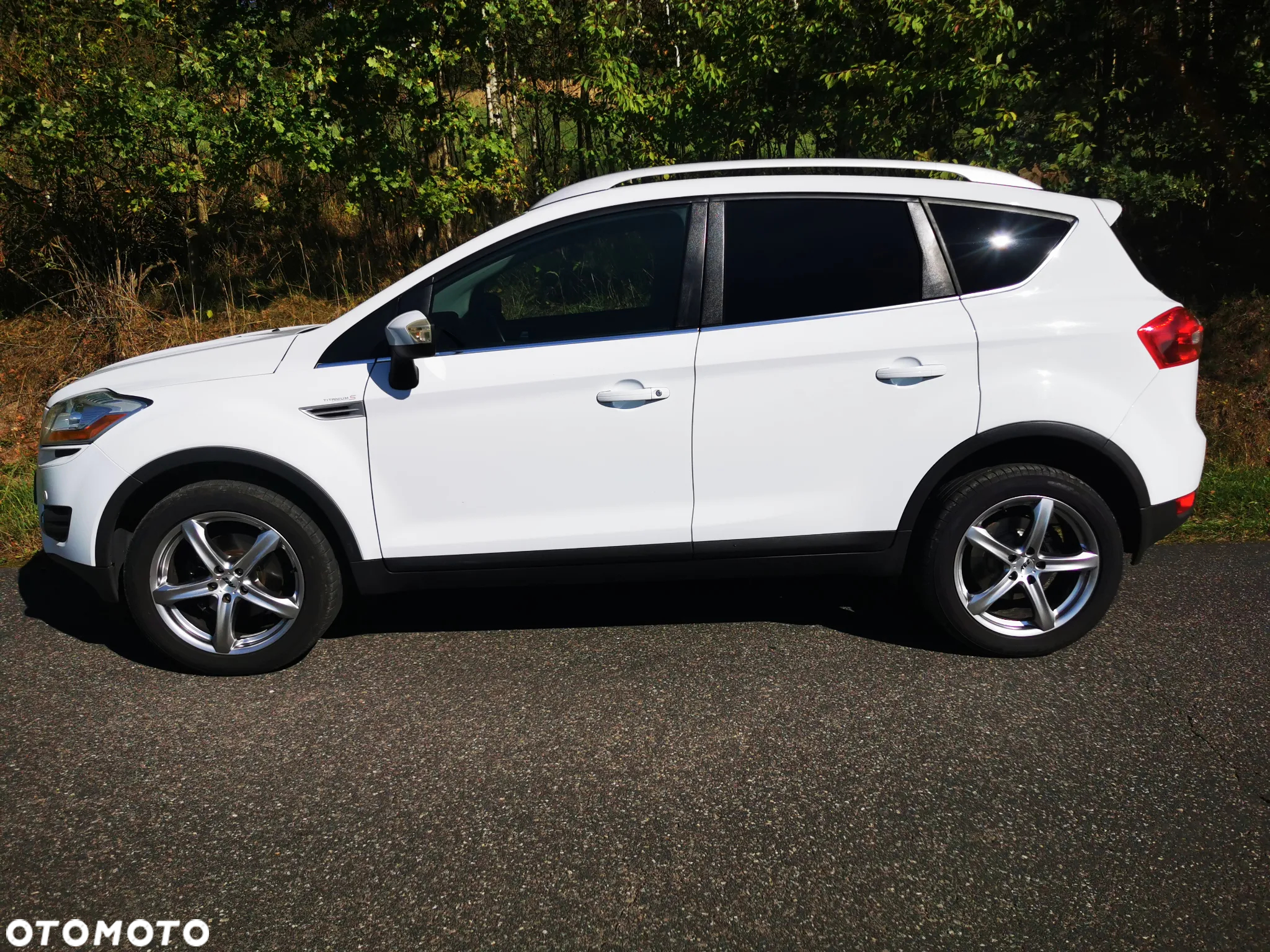 Ford Kuga 2.0 TDCi 4WD Titanium - 4