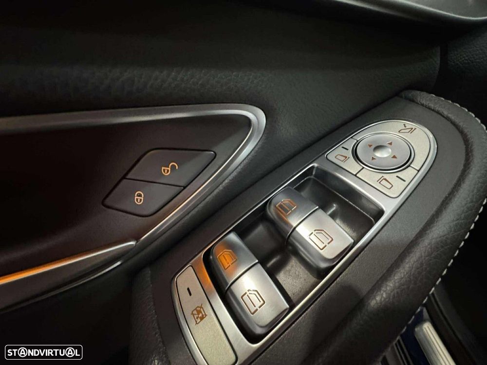 Mercedes-Benz C 300 de Avantgarde - 25
