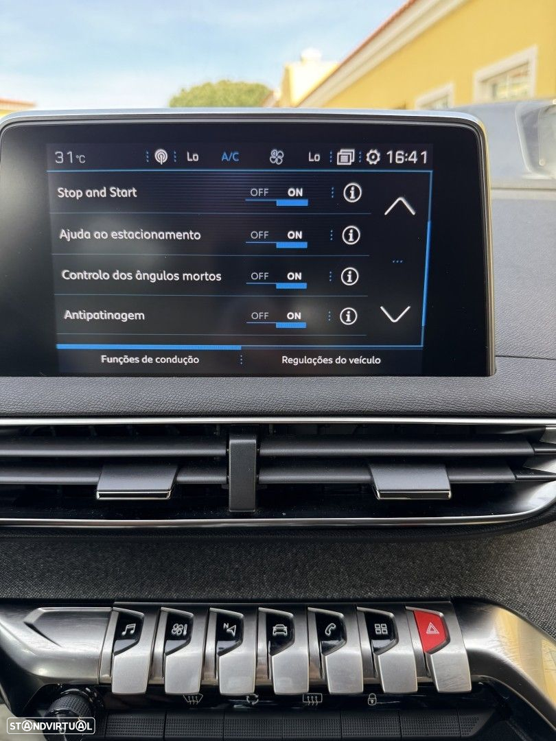 Peugeot 5008 1.2 PureTech GT Line EAT8 - 26