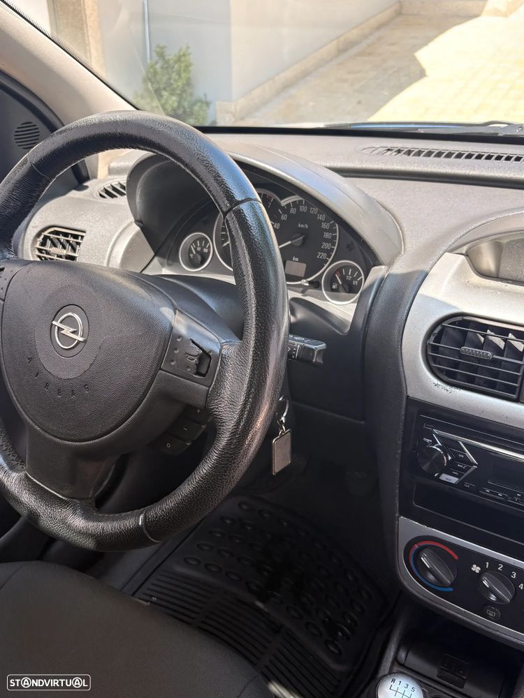 Opel Corsa - 21