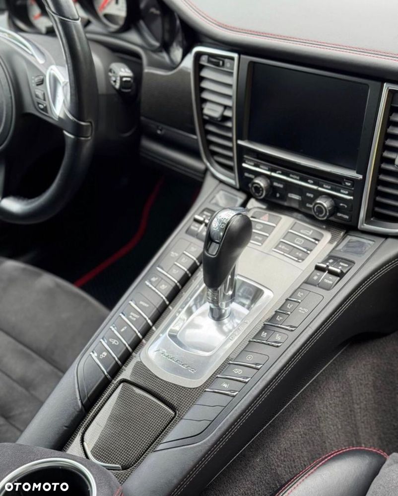 Porsche Panamera - 10