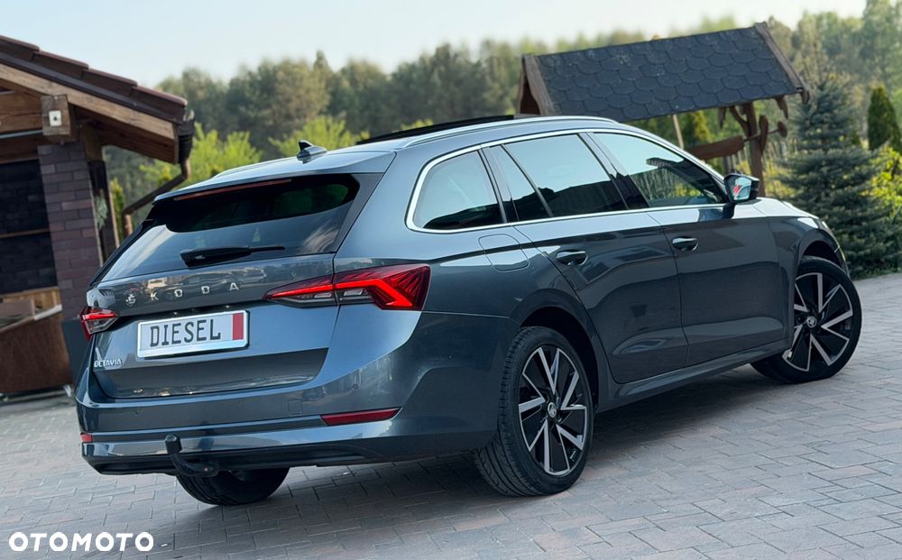 Skoda Octavia 2.0 TDI Sportline DSG - 17