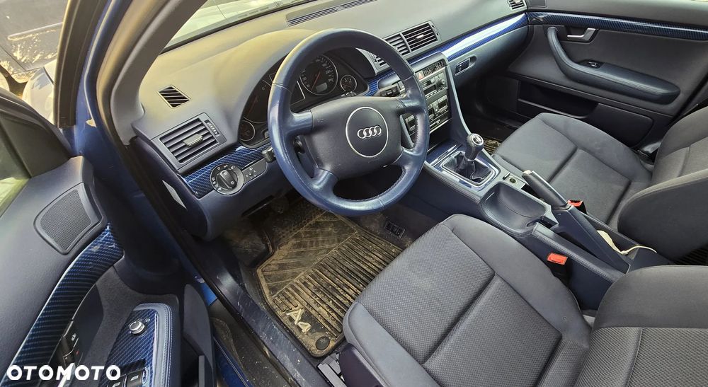 AUDI A4 , Mask, Błotniki, Lampy, Srodek, Alufelgi w całosc - 16