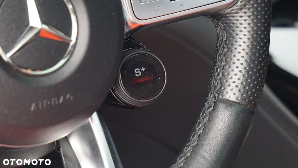Mercedes-Benz AMG GT Speedshift 7G-DCT - 31