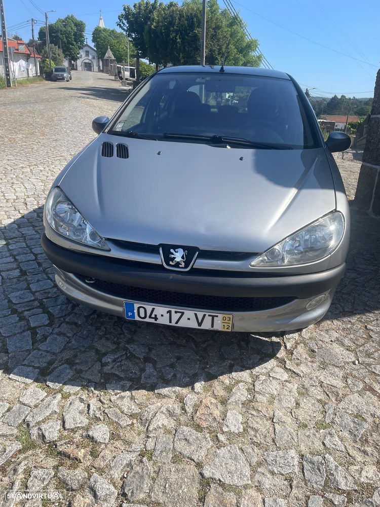Peugeot 206 1.1 Color Line - 1