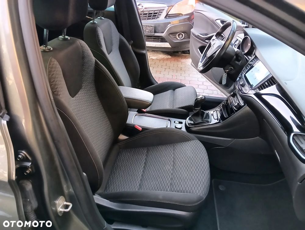 Opel Astra 1.4 Turbo Edition - 20