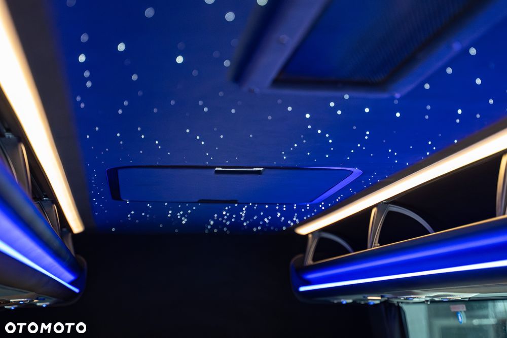 Mercedes-Benz Sprinter 519 - 19