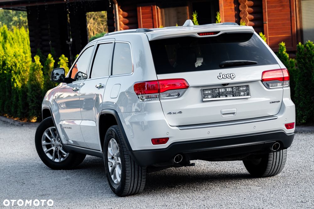 Jeep Grand Cherokee - 8