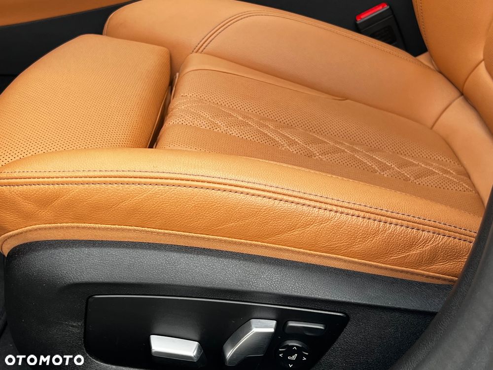 BMW Seria 5 530i M Sport Edition - 17