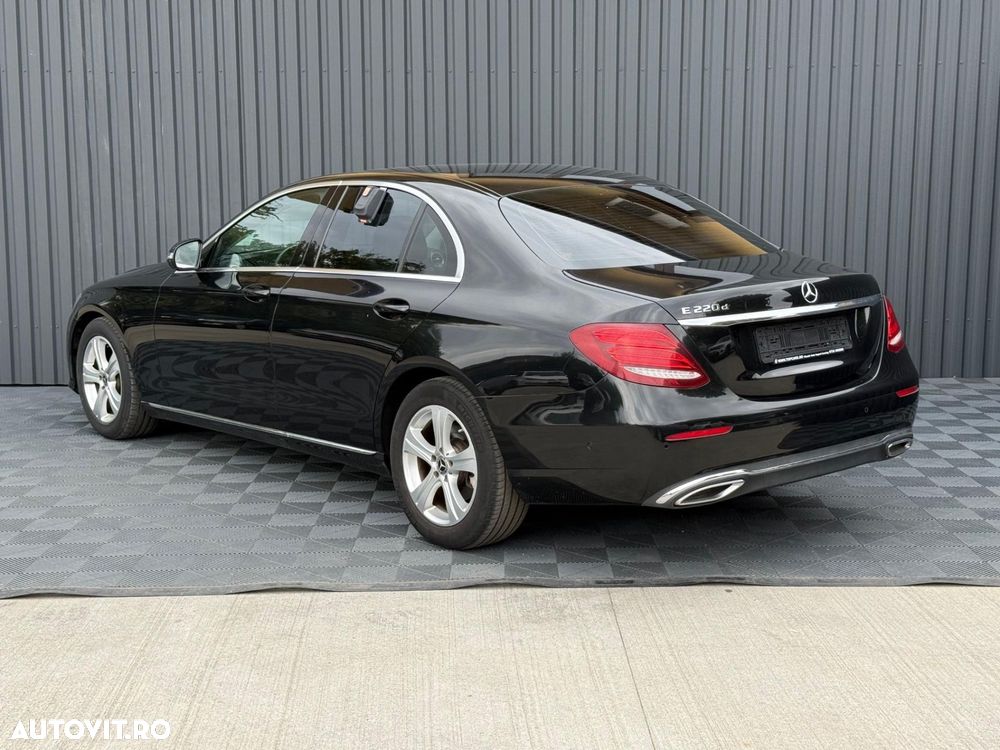 Mercedes-Benz E 220 d 9G-TRONIC Avantgarde - 3
