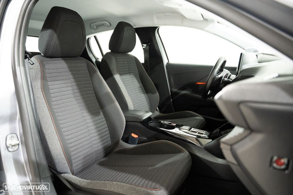 Peugeot 208 1.2 PureTech Allure EAT8 - 24