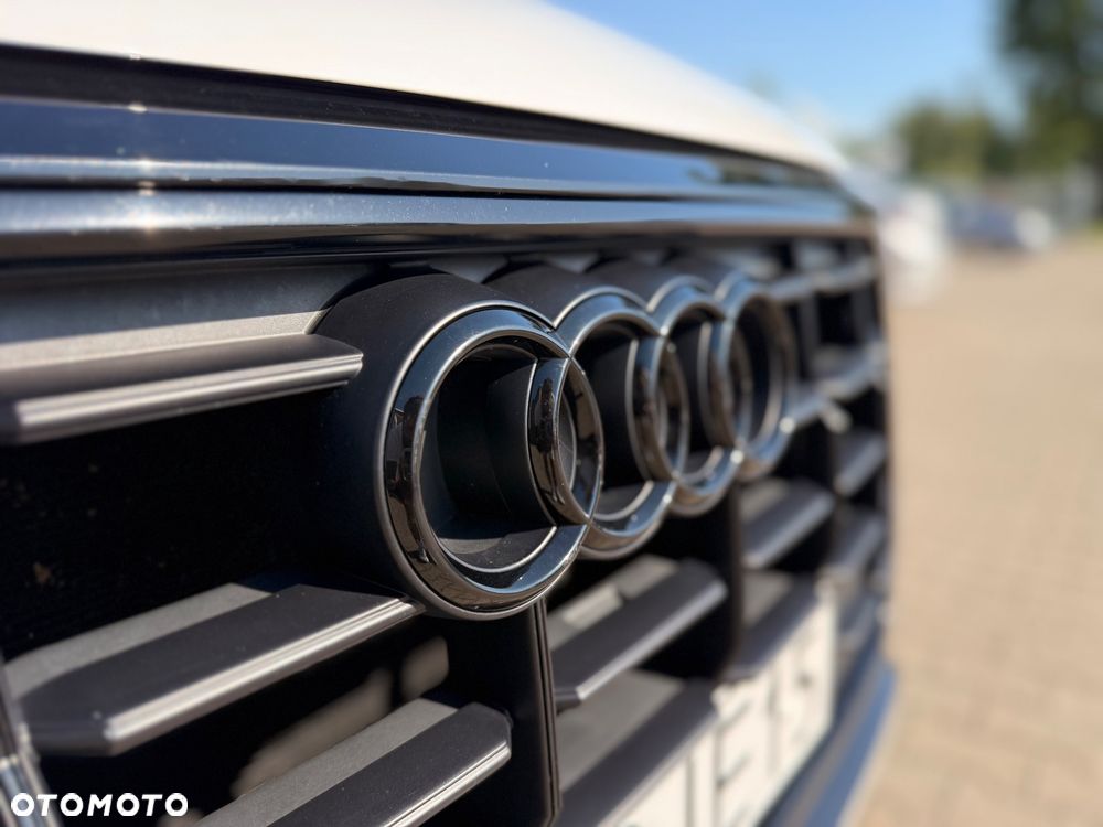 Audi Q8 55 TFSI mHEV Quattro Tiptronic - 8