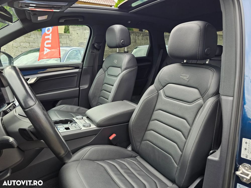 VOLKSWAGEN Touareg 2023 — imagine 17