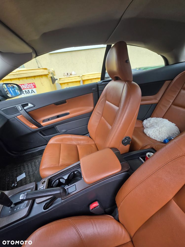 Volvo C70 D3 Momentum - 6
