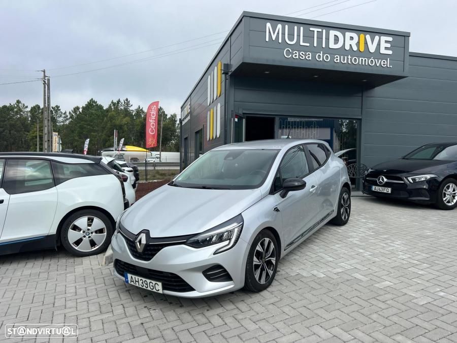 Renault Clio - 1