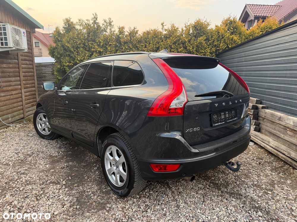Volvo XC 60 DRIVe Momentum - 11