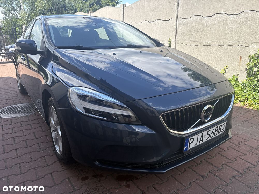 Volvo V40 - 2