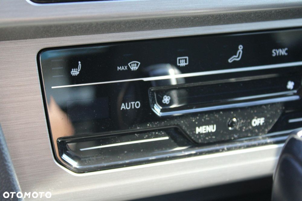 Volkswagen Passat - 23