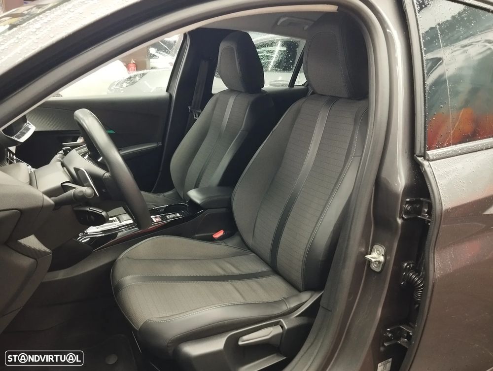 Peugeot 208 1.2 PureTech Allure Pack EAT8 - 16
