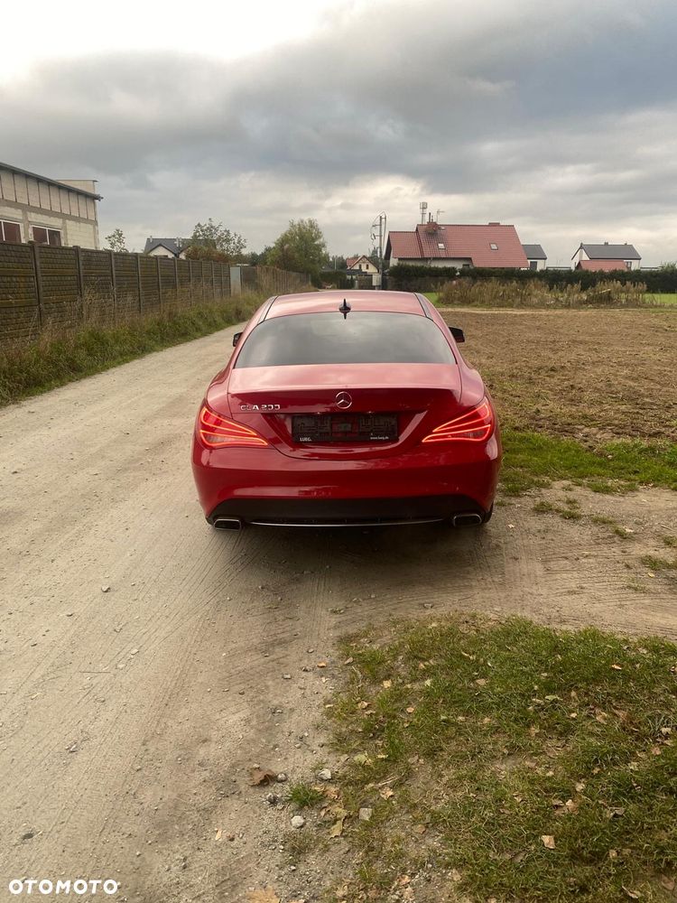Mercedes-Benz CLA 200 7G-DCT - 6