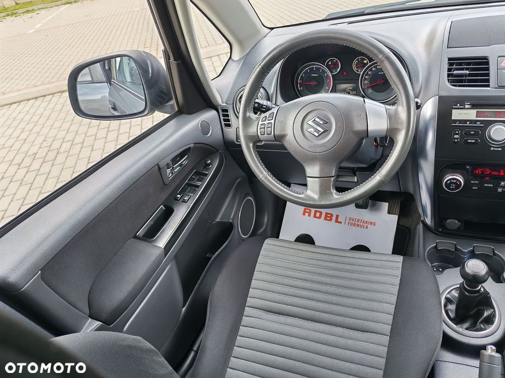 Suzuki SX4 - 12